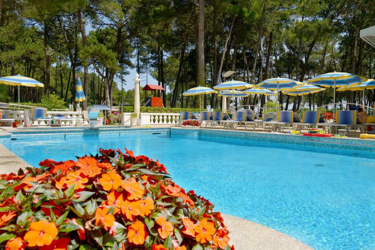 Residence Due Perle Lignano Sabbiadoro Exterior foto